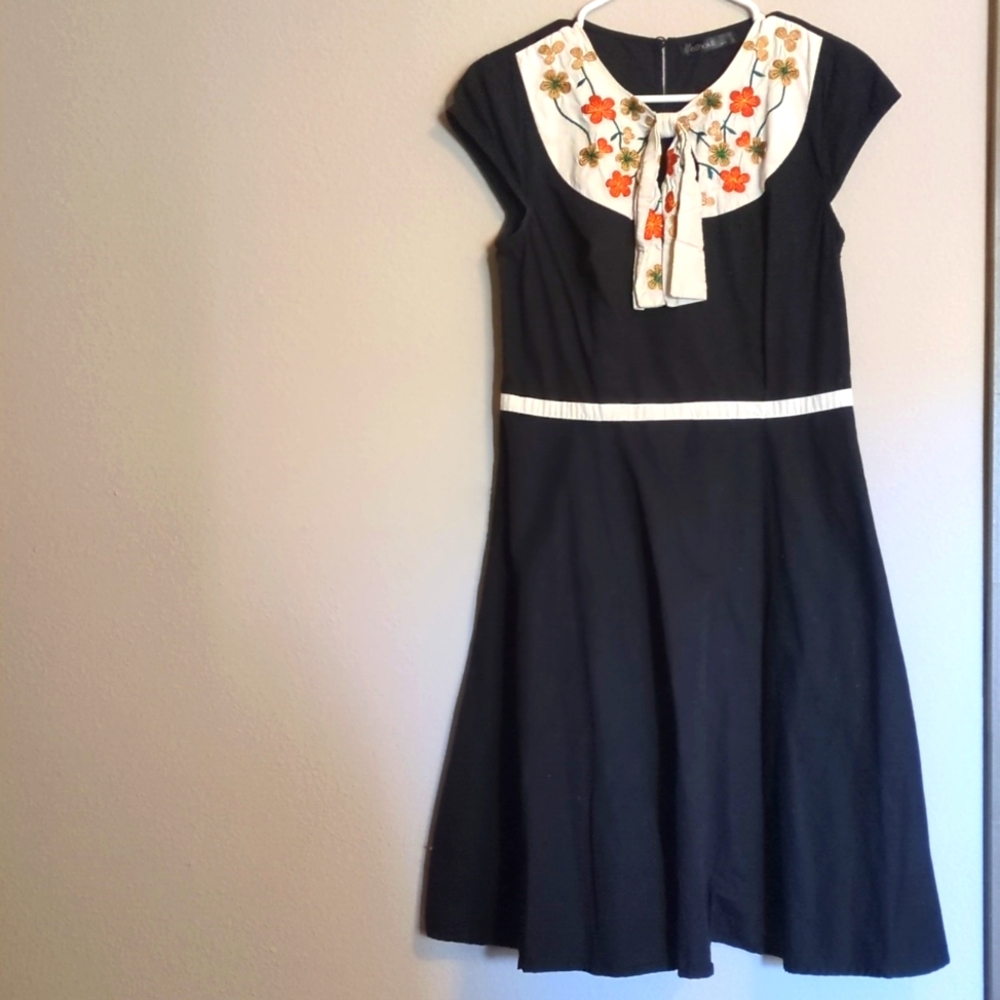 Vintage Vibe Dress